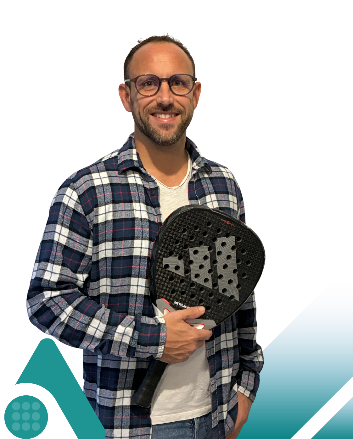 Dirigeant du projet Alpadia Padel Club en Savoie présentant sa vision du club